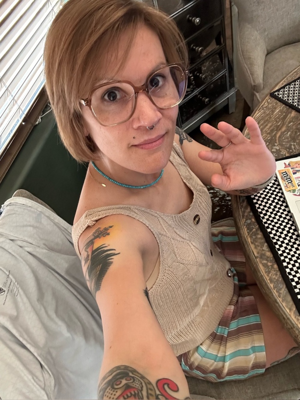 Meet your Posher, Casandra